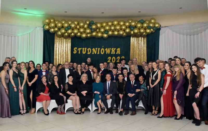 Read more about the article Studniówka 2023
